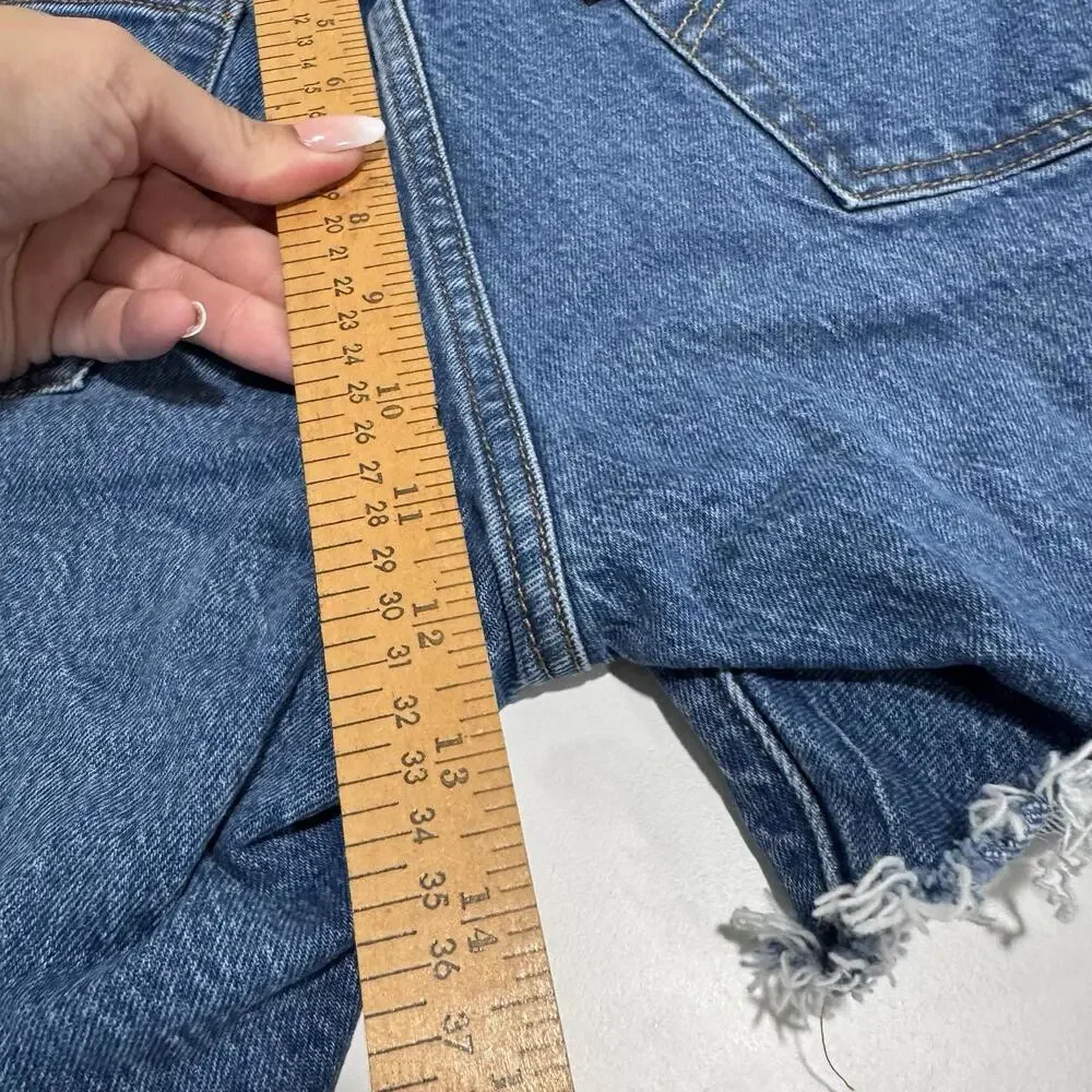 Women’s Levi’s 501 Denim Shorts Size W27 (cut Into‎ Shorts)